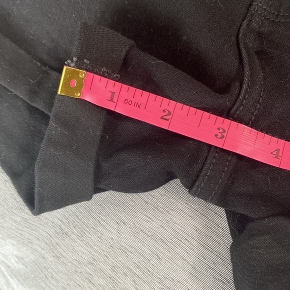 Hollister High Rise Shorts Size 26 Black Color - Picture 9 of 9